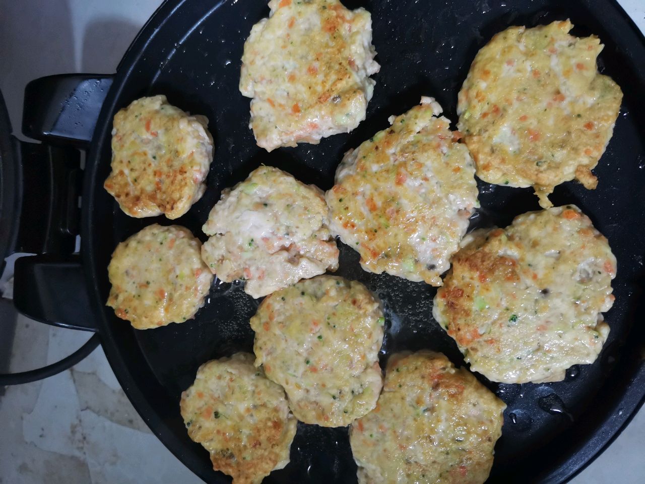 美味鸡肉时蔬饼