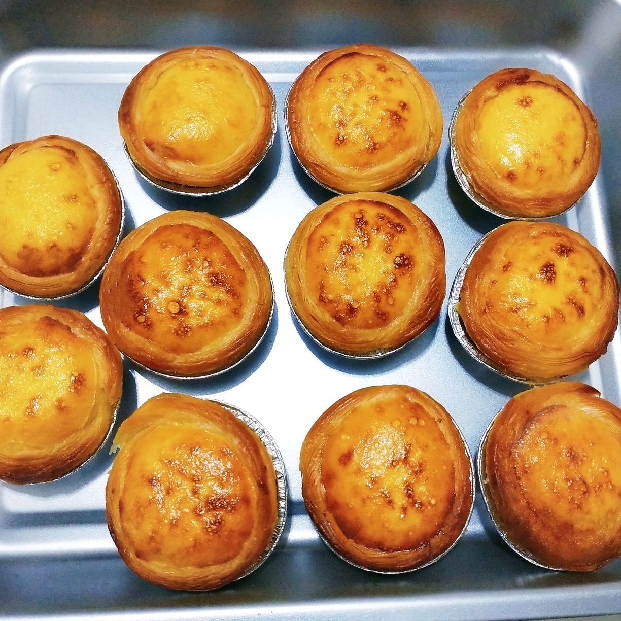 美味夹馅蛋挞