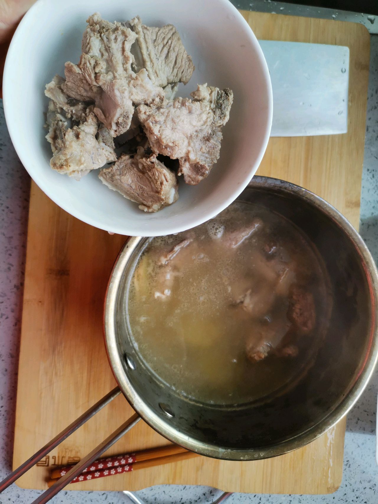 美味排骨汤