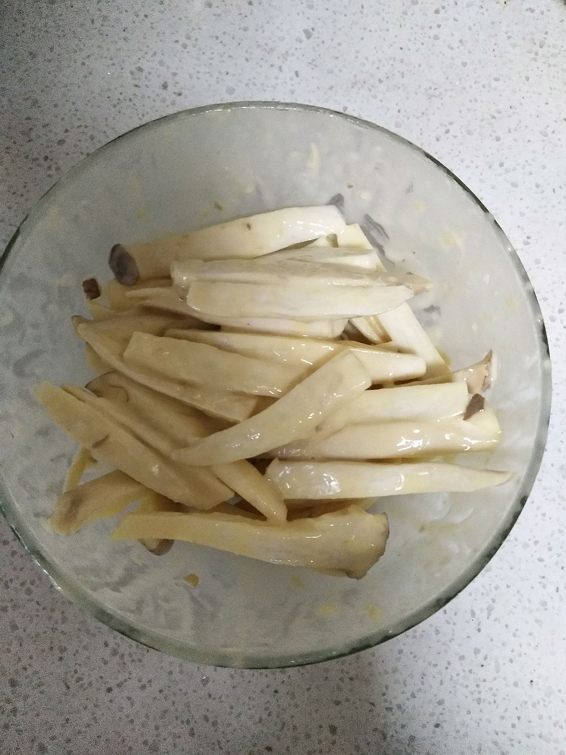 美味酥脆炸杏鲍菇