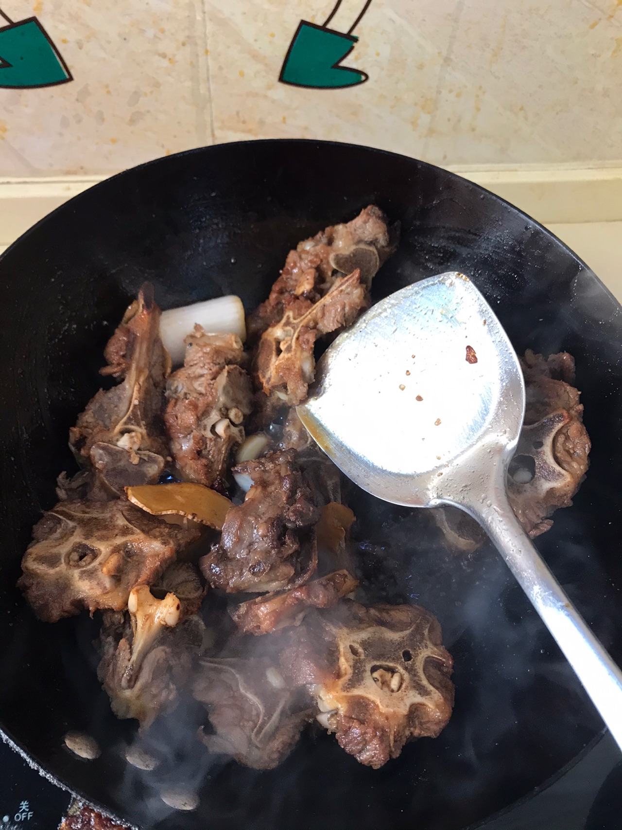 美味羊蝎子