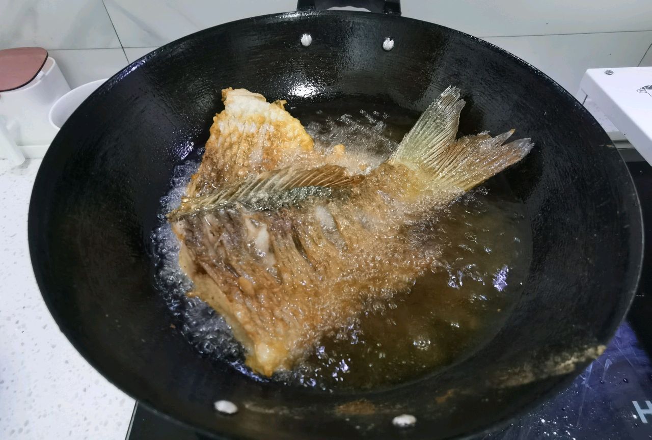 没有烤箱的烤鱼