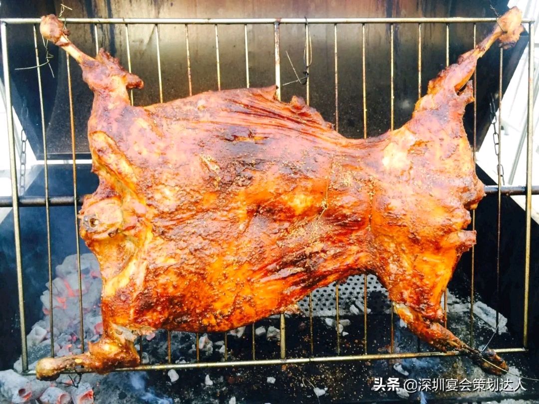 蒙古烤全羊