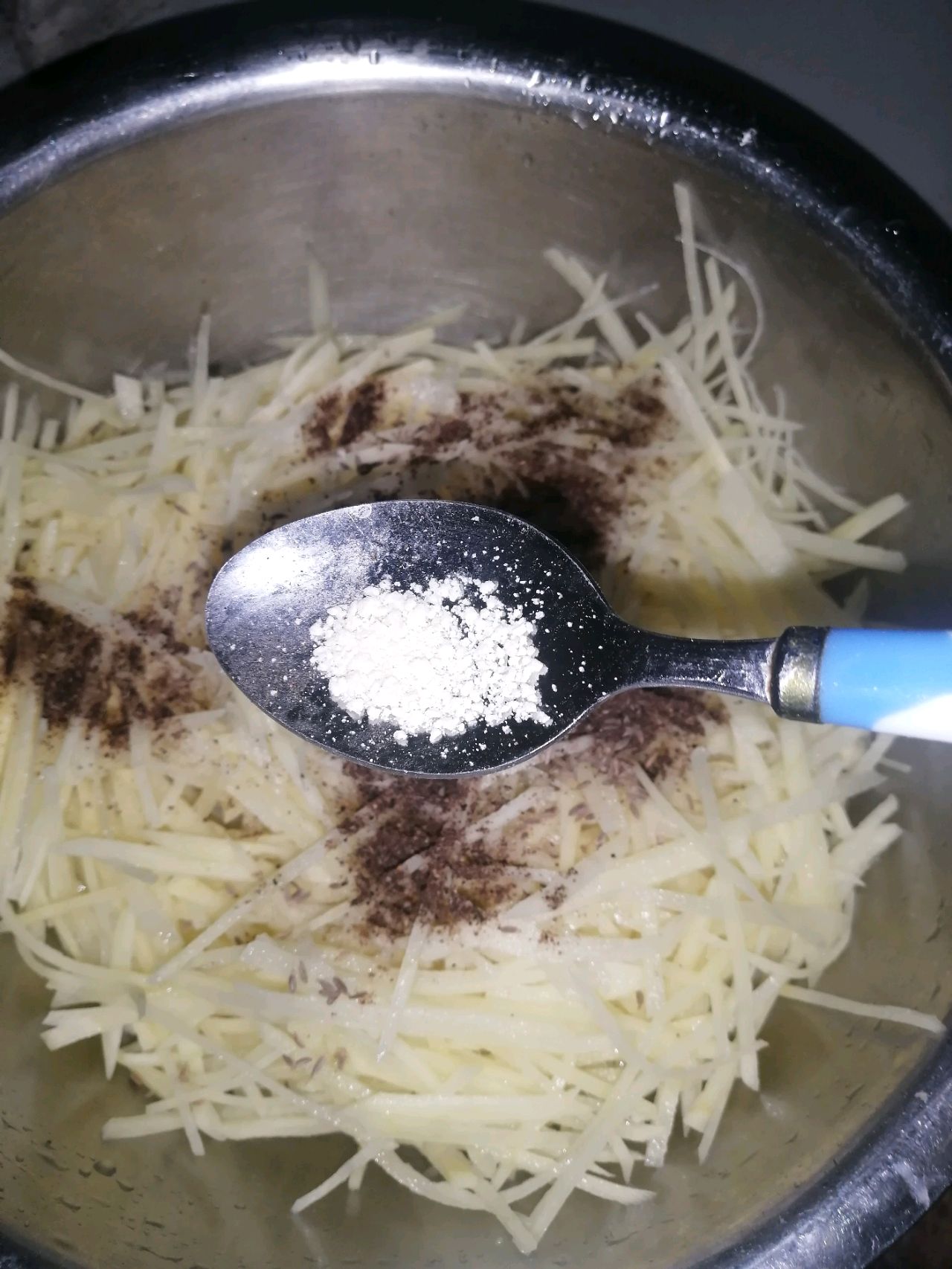 萌萌的鸟巢鸡蛋饼