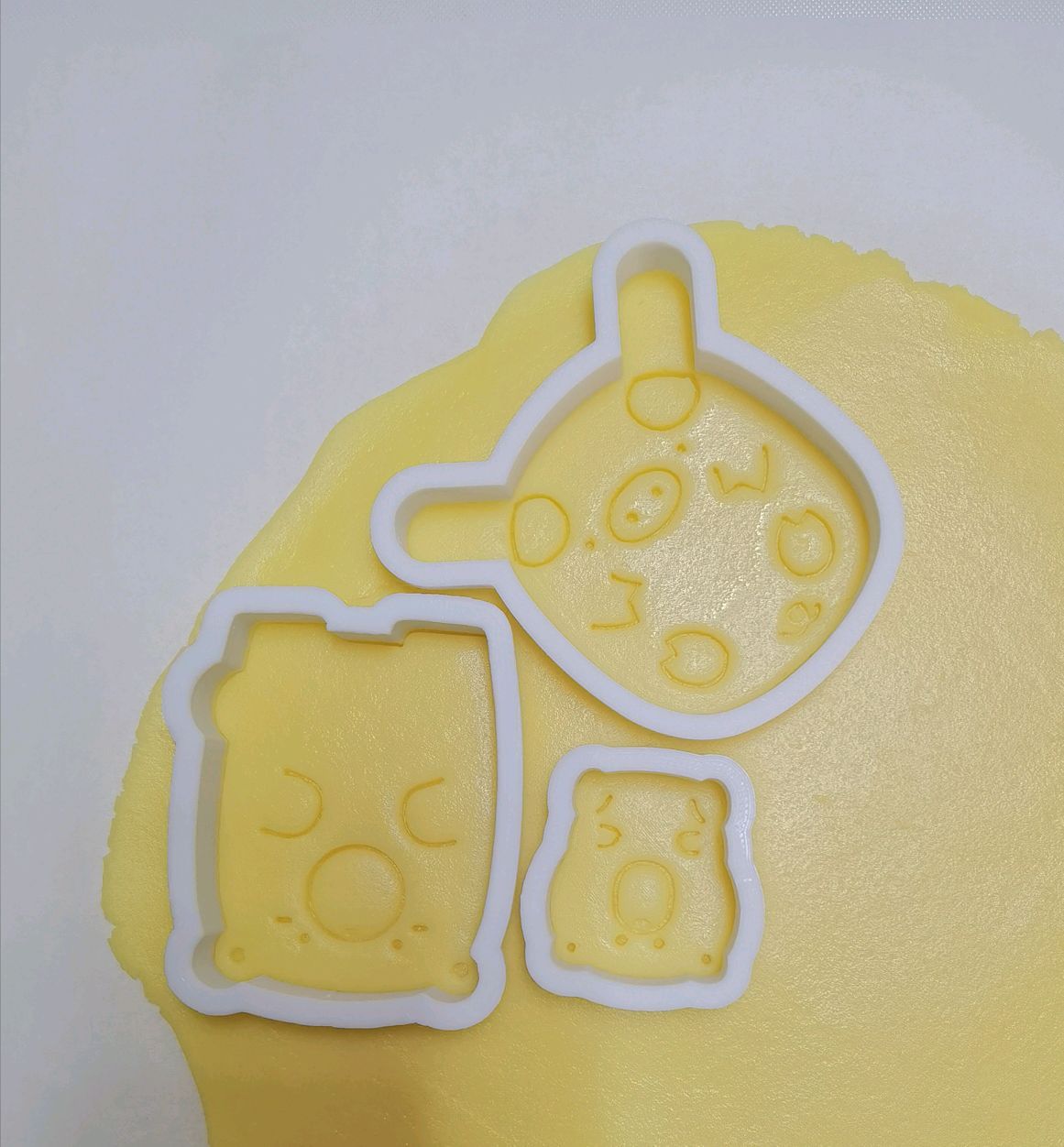 萌萌的小熊饼干
