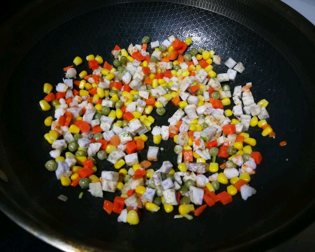 米饭炒芋头糕