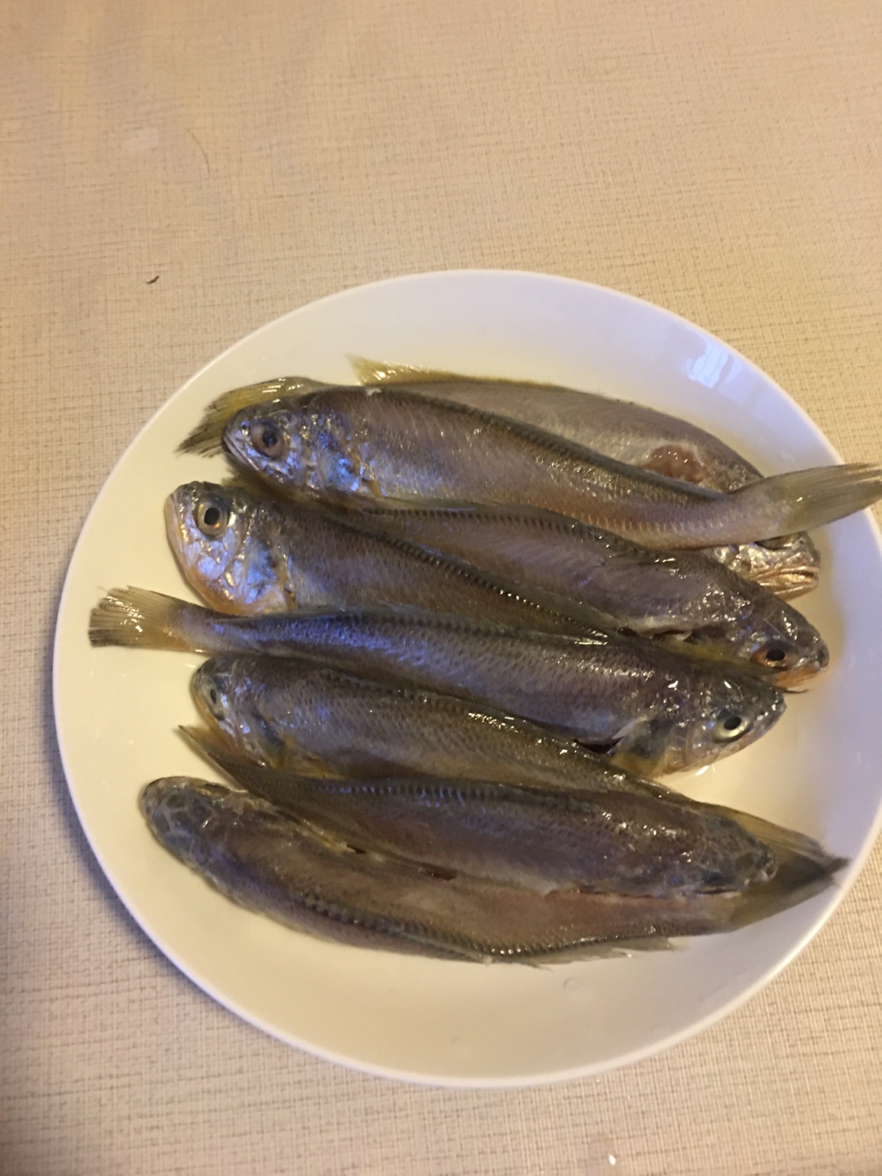 米线清蒸小黄花鱼