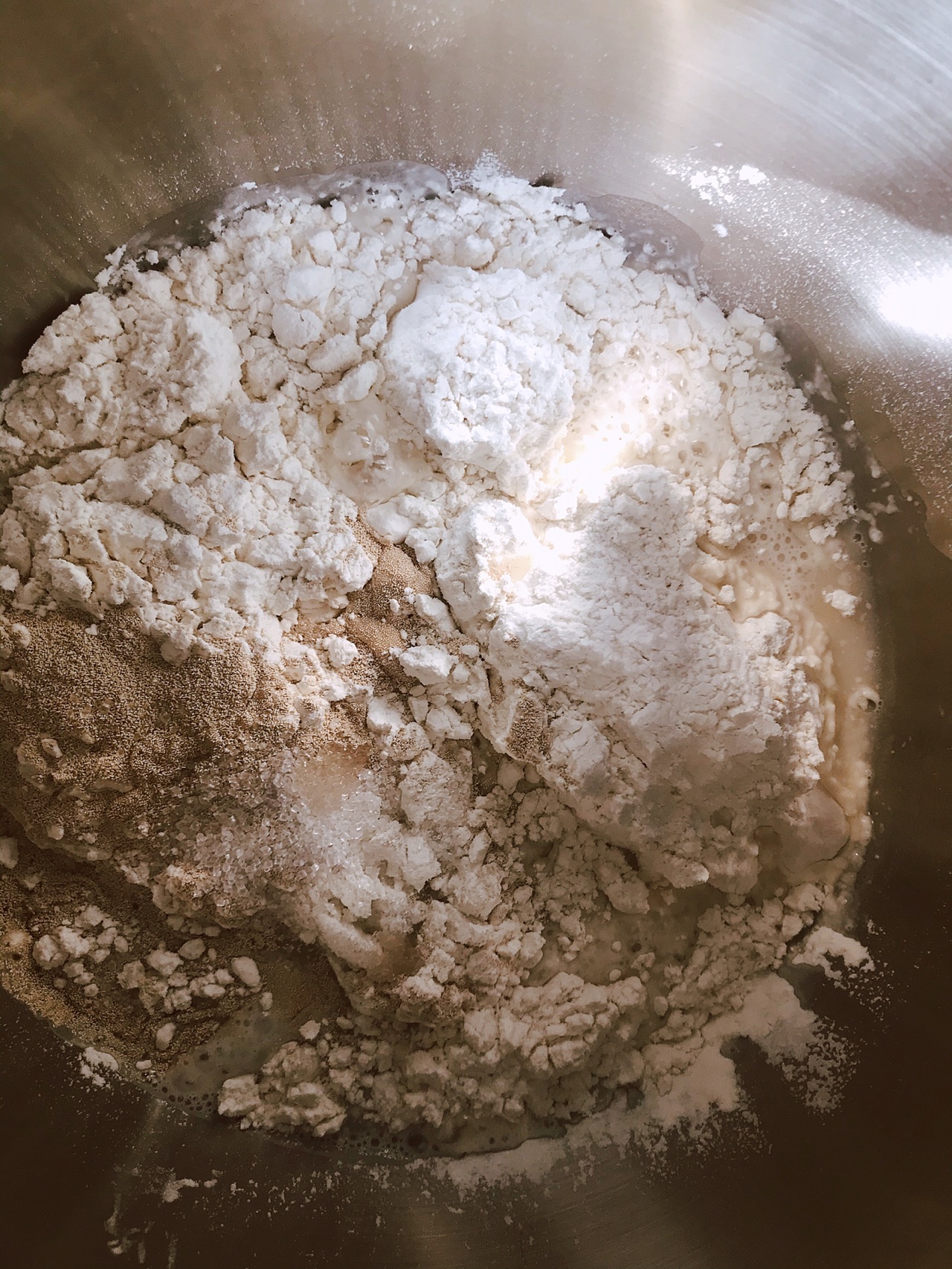 【秘制爆汁大肉包】