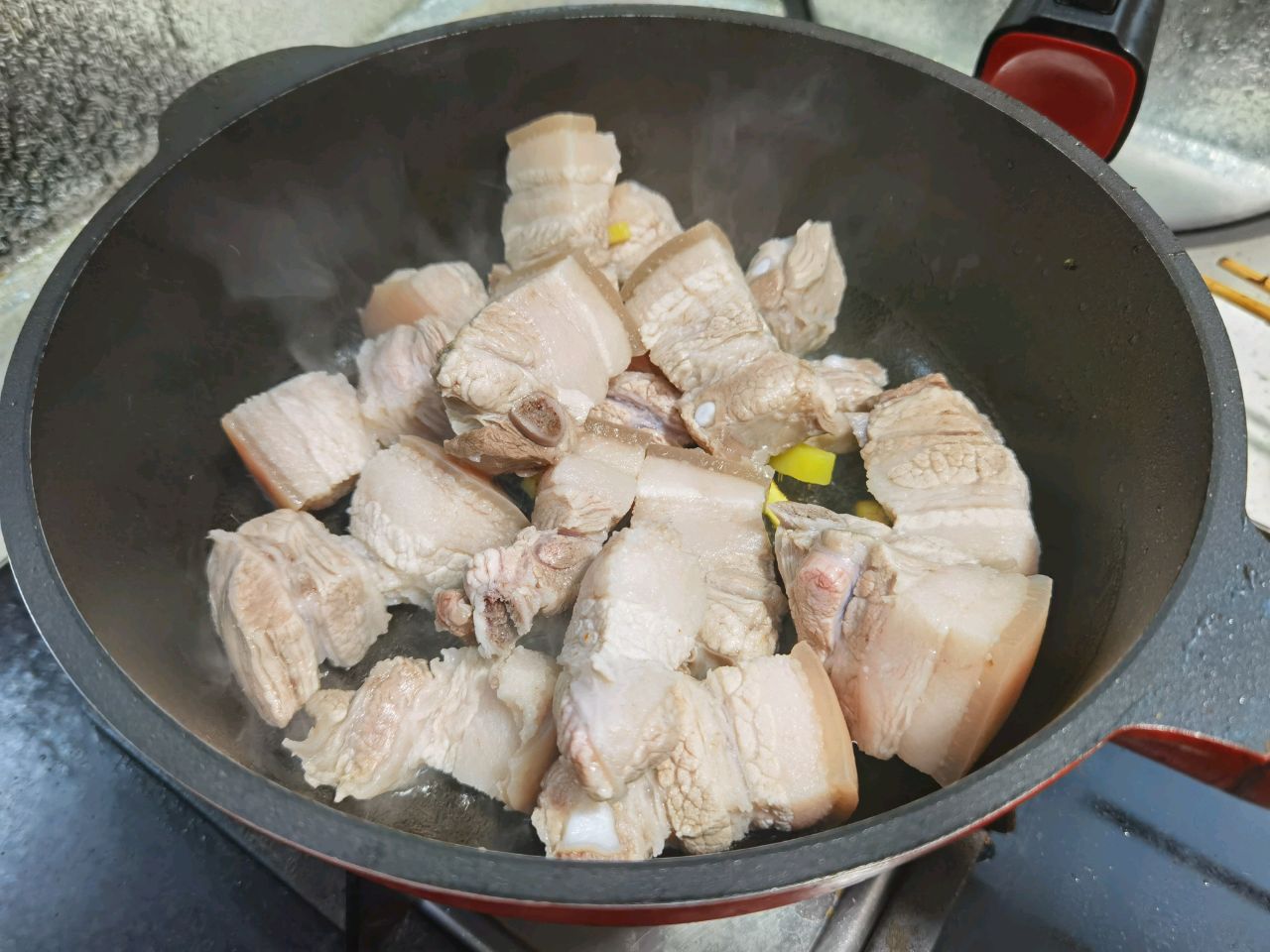 秘制腐乳肉