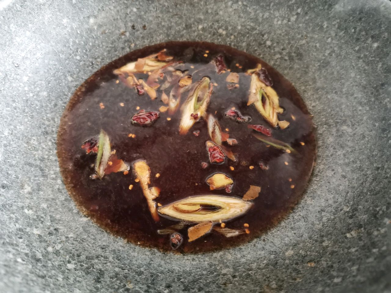 秘制红烧带鱼