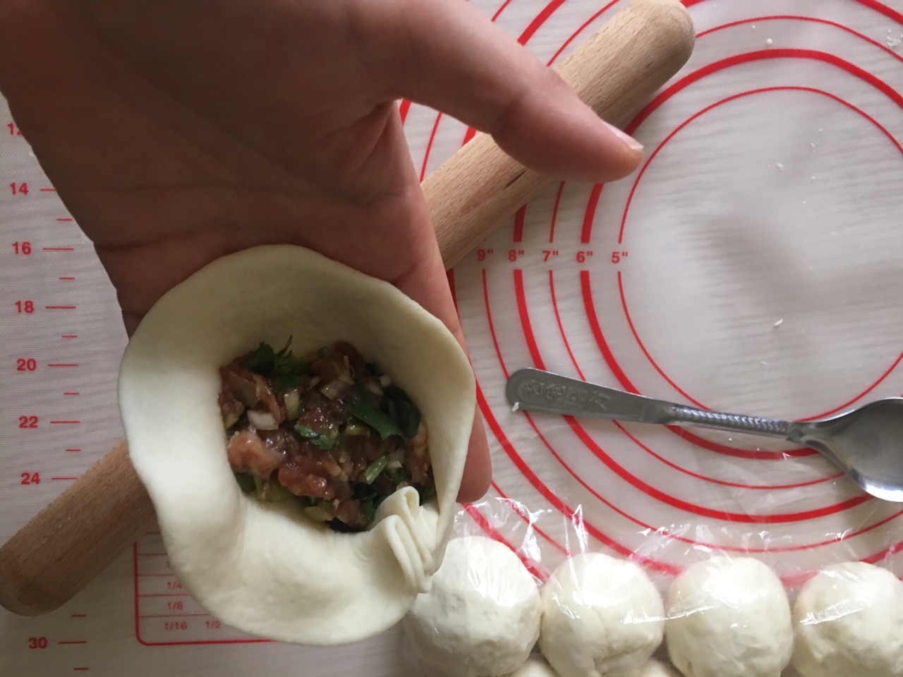秘制香菜牛肉包