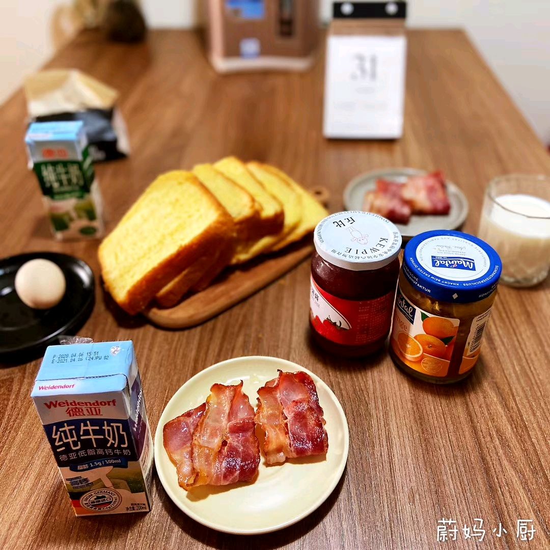 面包机版奶油吐司