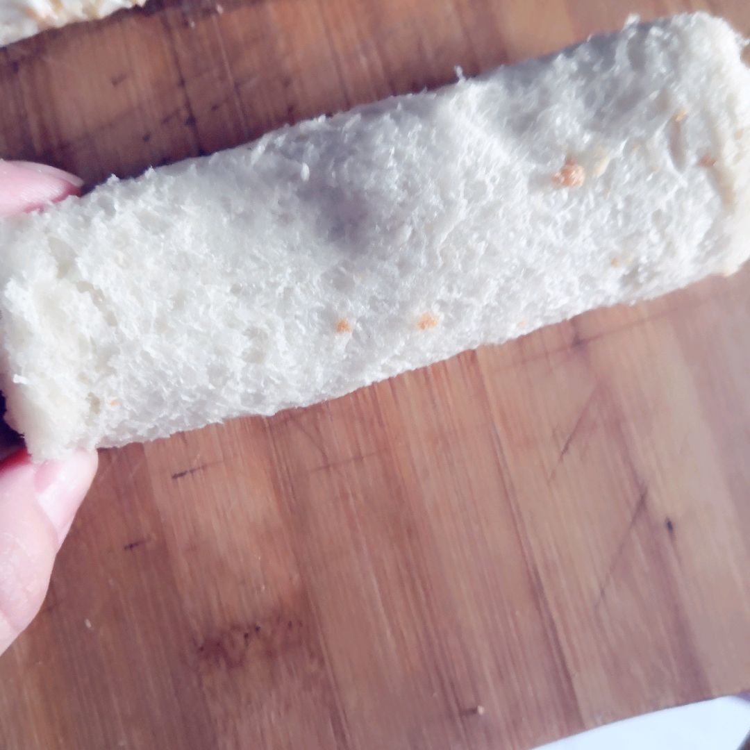 面包片的肉松卷