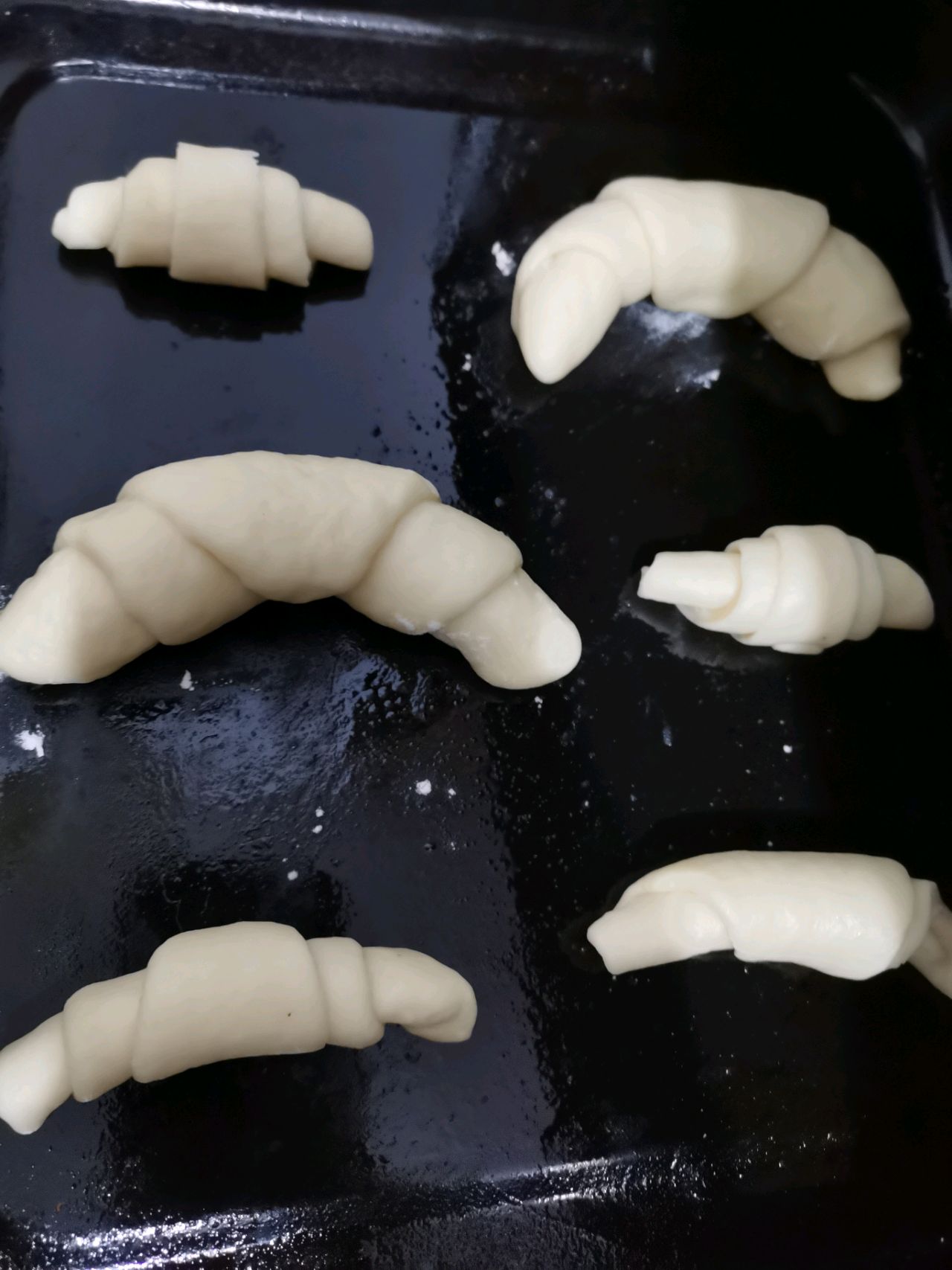 面包小白的牛角包