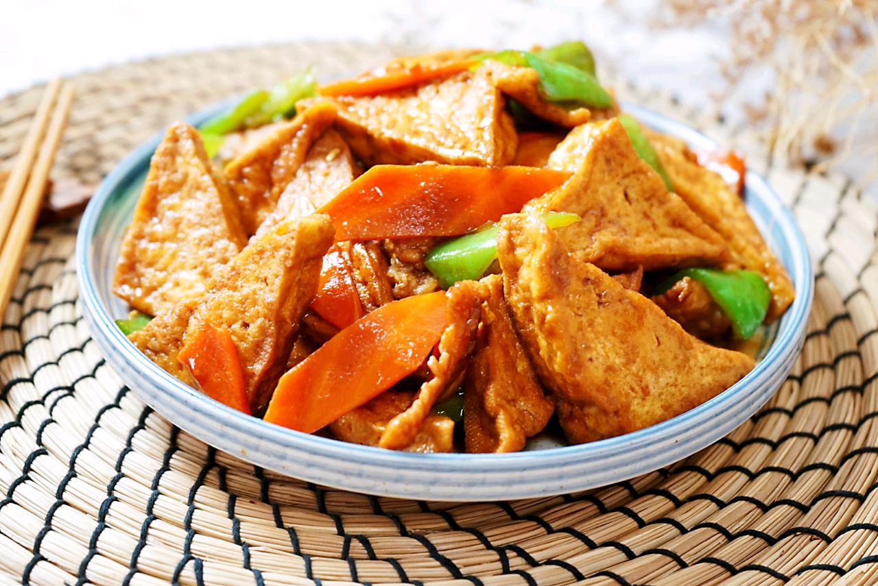 绵软醇香的时蔬烧豆腐