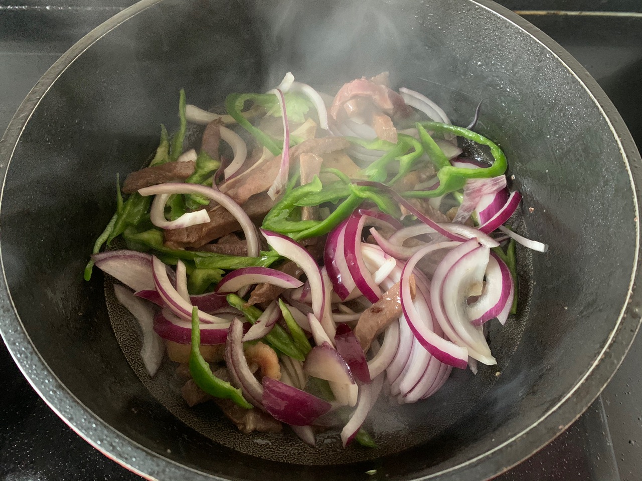 秒杀西餐厅黑胡椒牛排意面