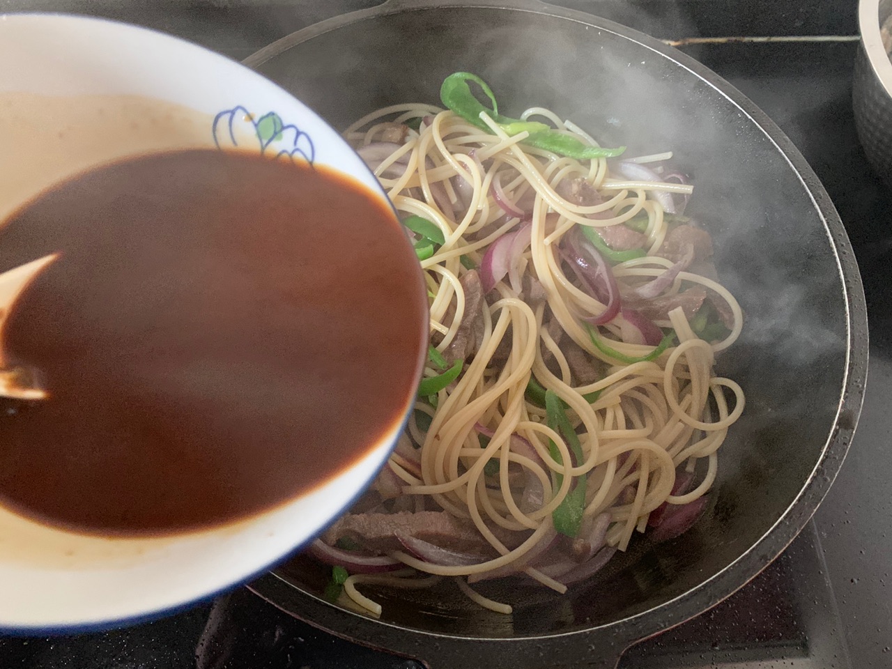 秒杀西餐厅黑胡椒牛排意面