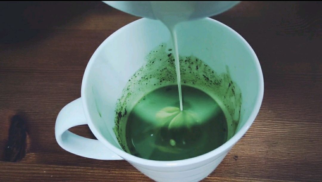 抹茶拿铁 | 手工奶泡