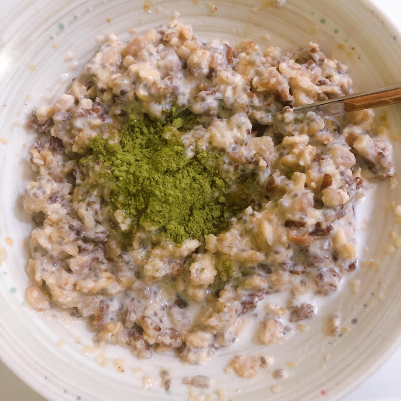 抹茶燕麦粥