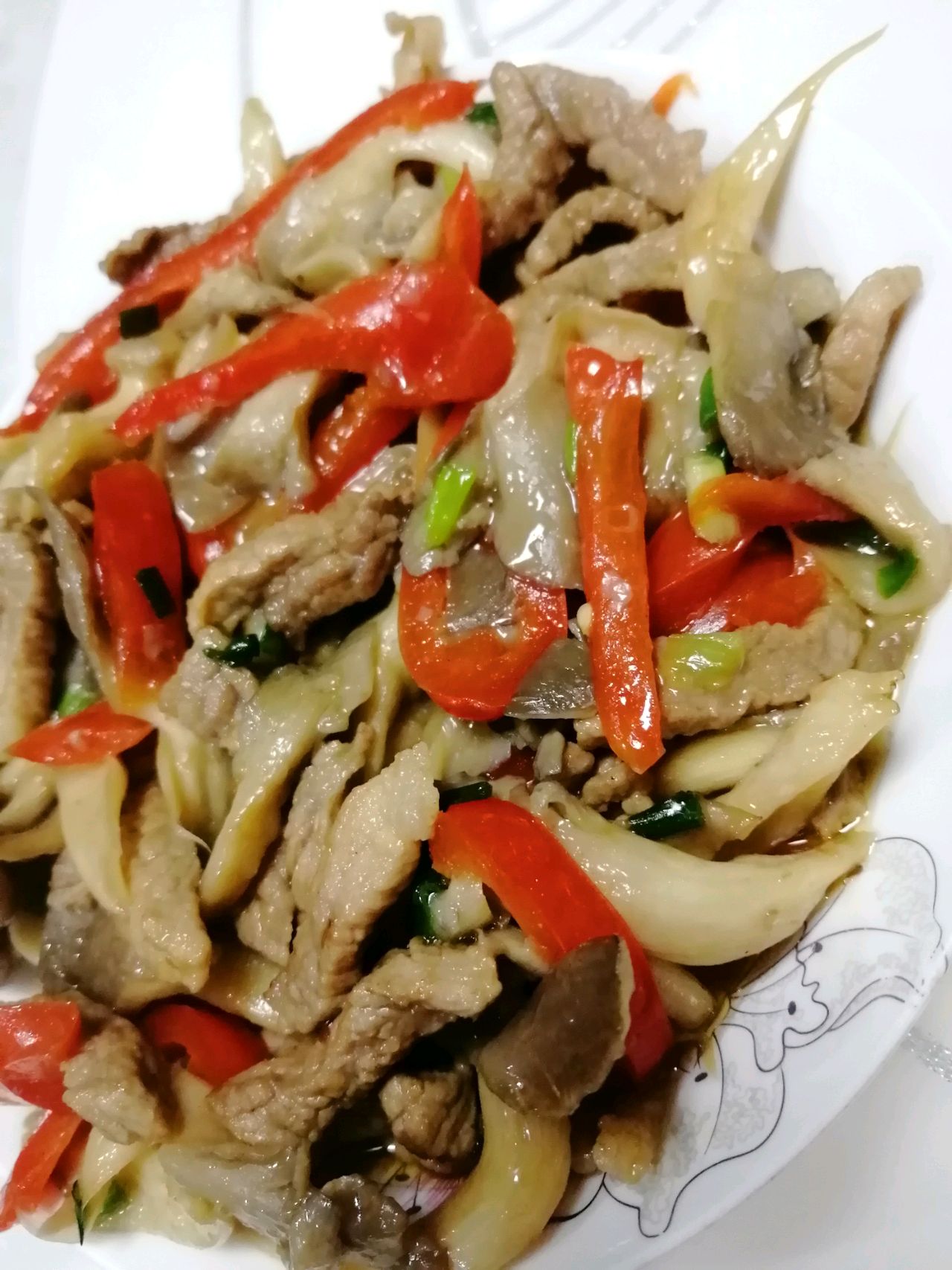 蘑菇炒肉