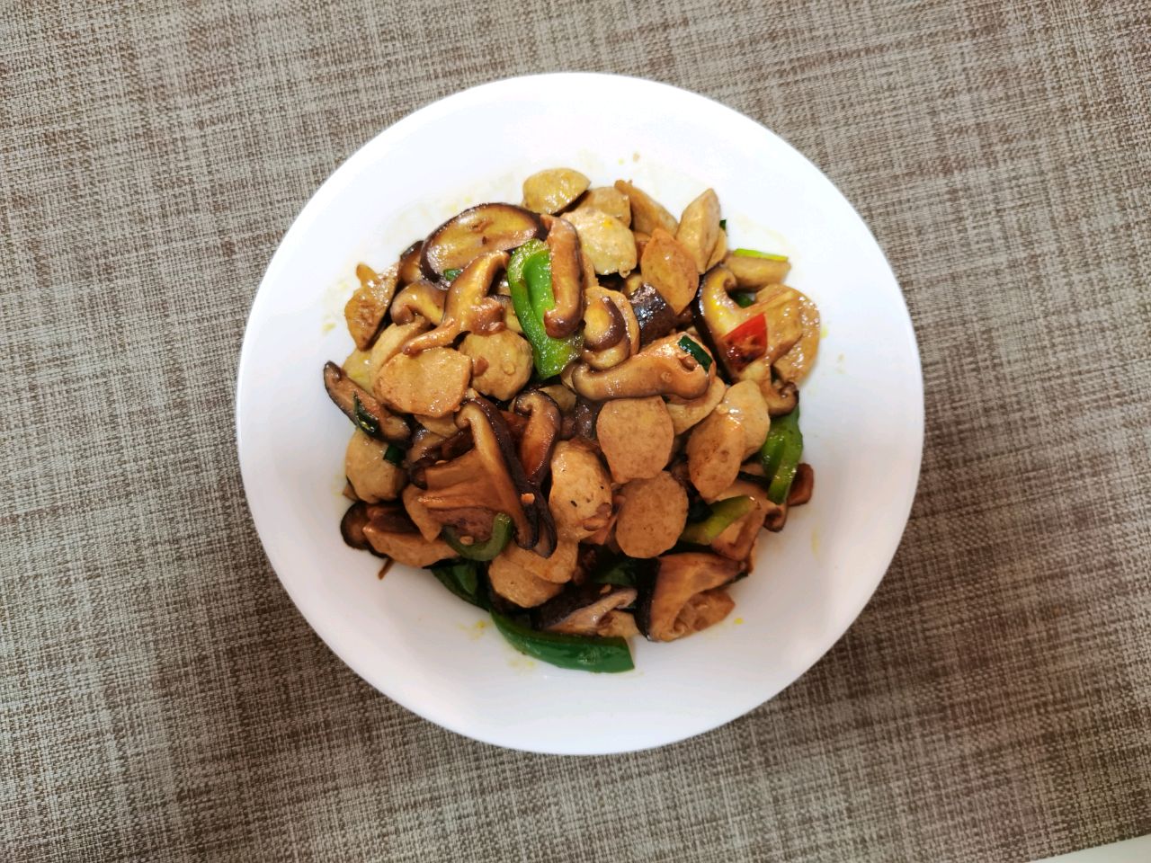蘑菇炒猪肉丸