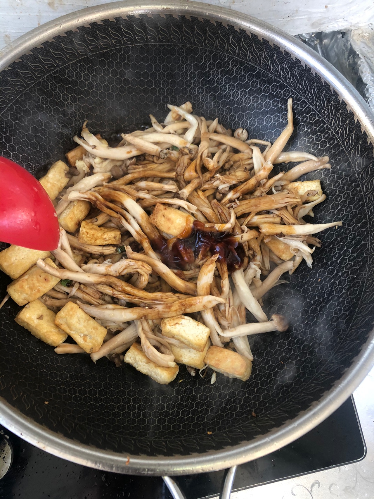 蘑菇炖豆腐
