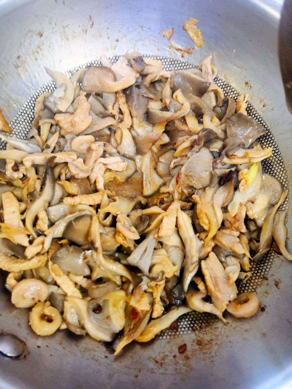 蘑菇炖粉条