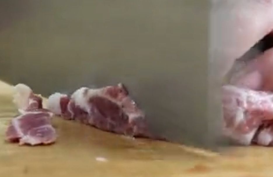 蘑菇滑肉汤