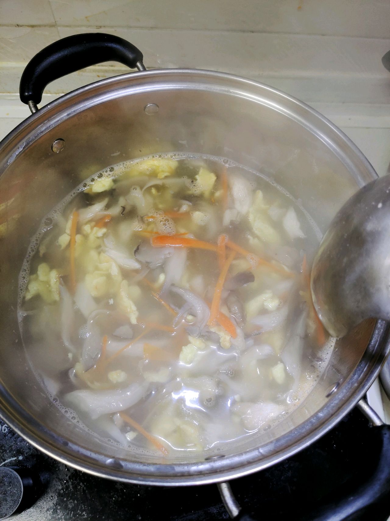 蘑菇鸡蛋汤