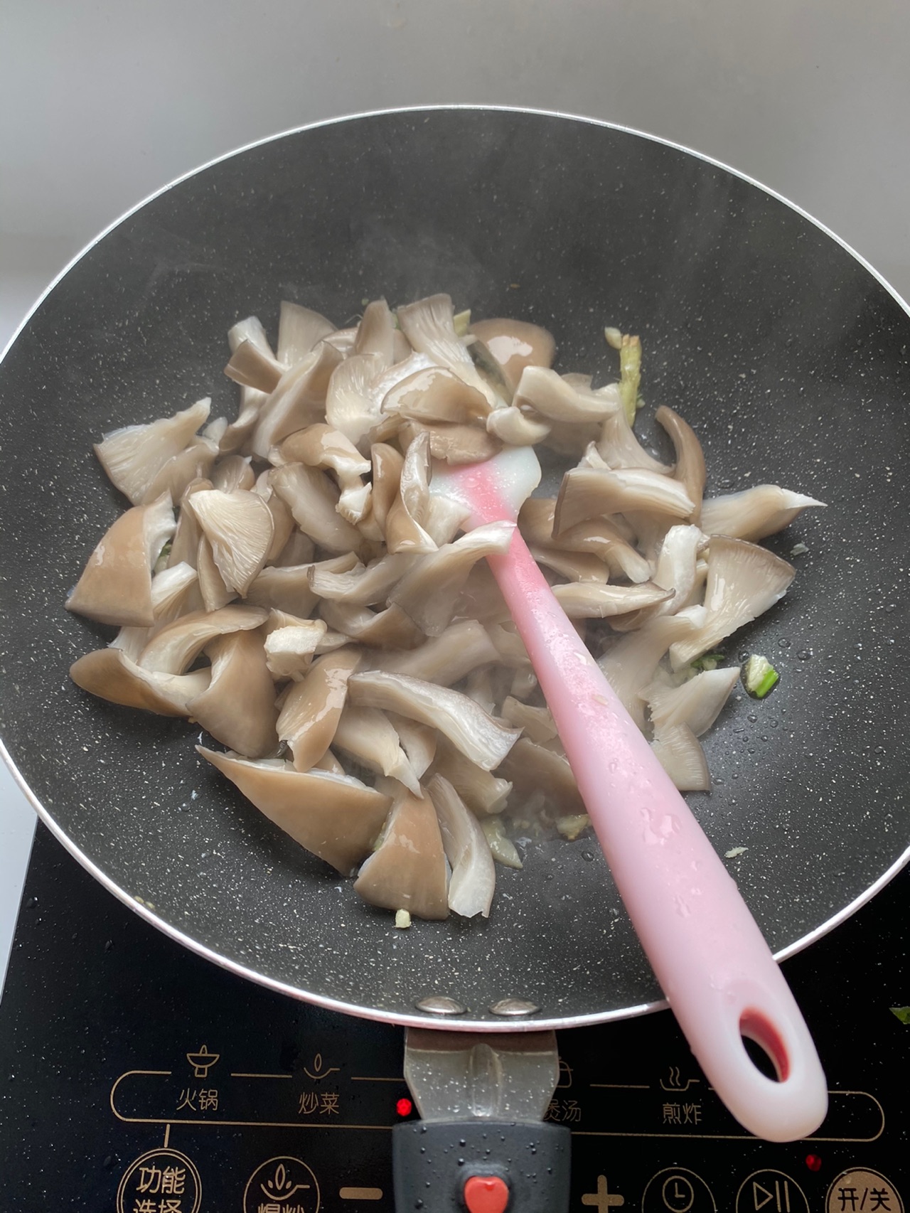蘑菇肉丝汤
