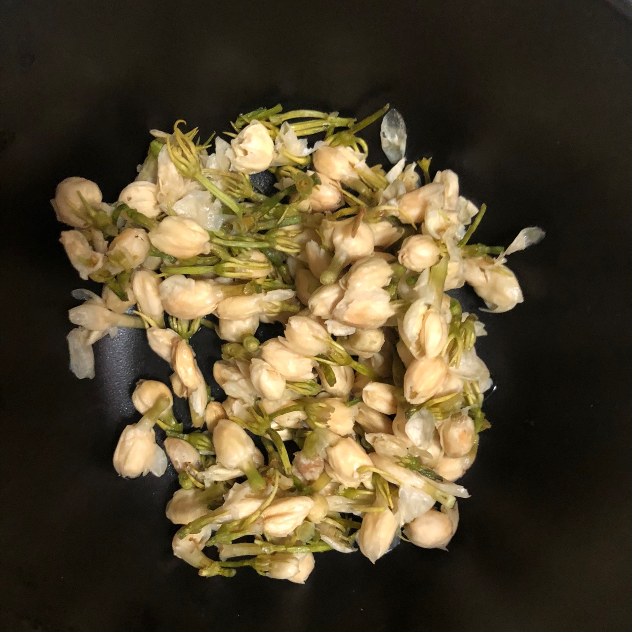 茉莉花炒鸡蛋