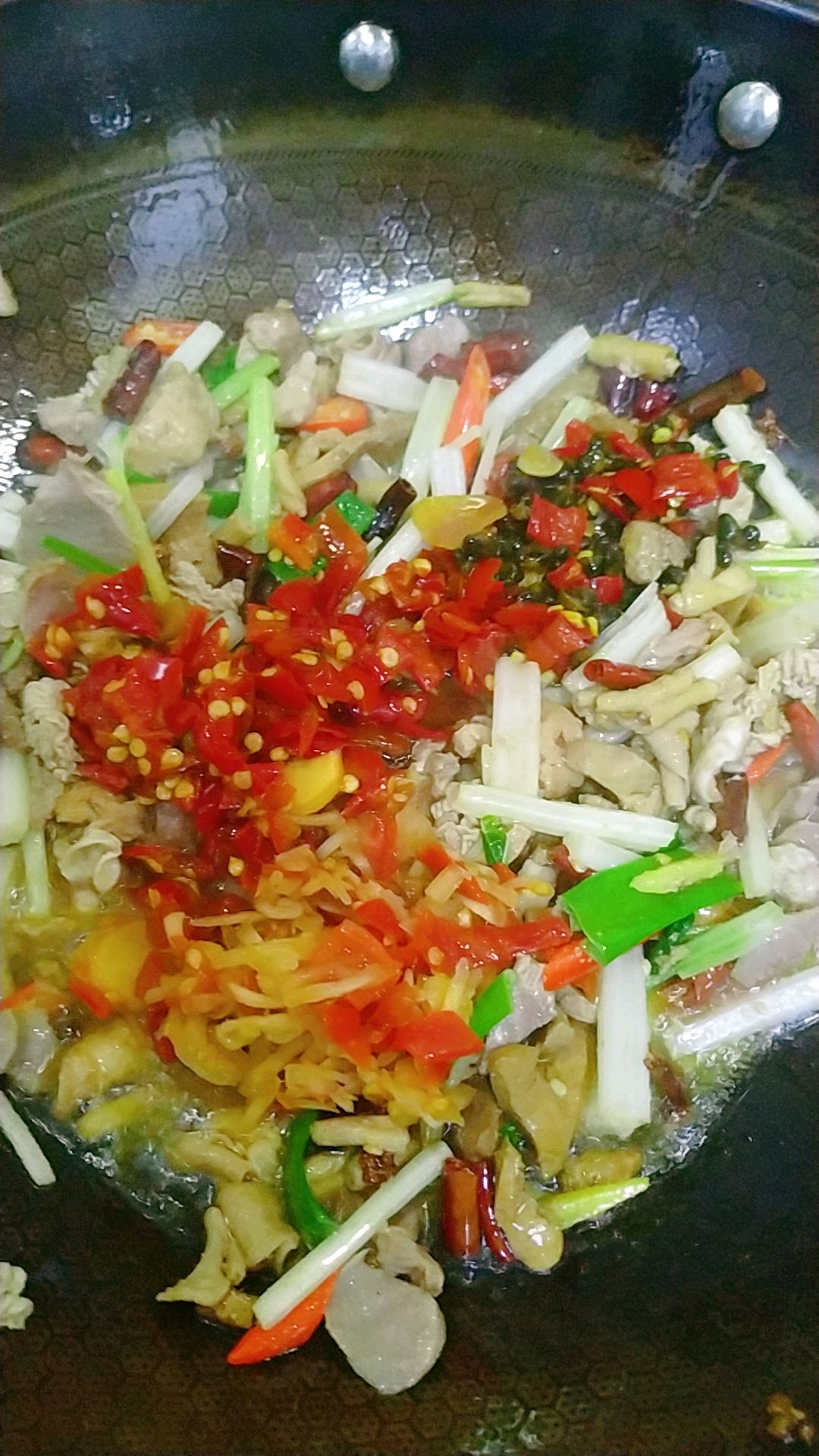 魔芋豆腐鸡杂