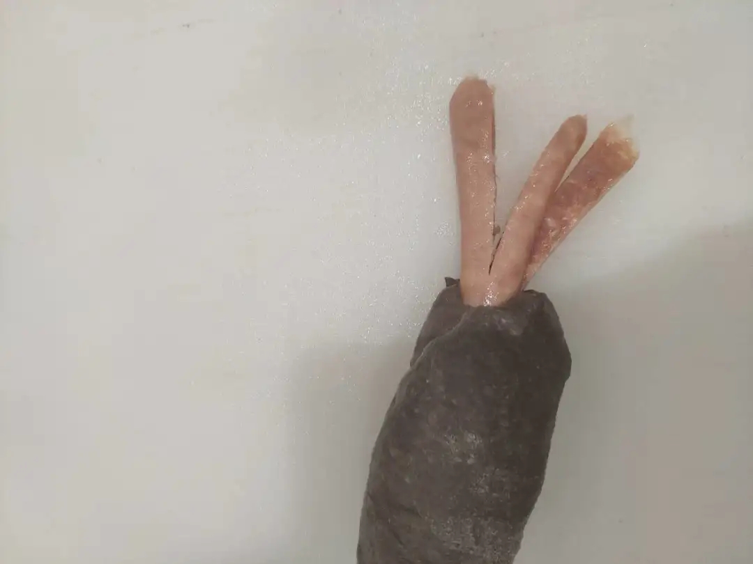 墨鱼面包
