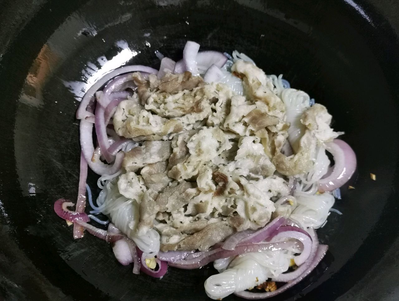 魔芋丝炒肥牛片