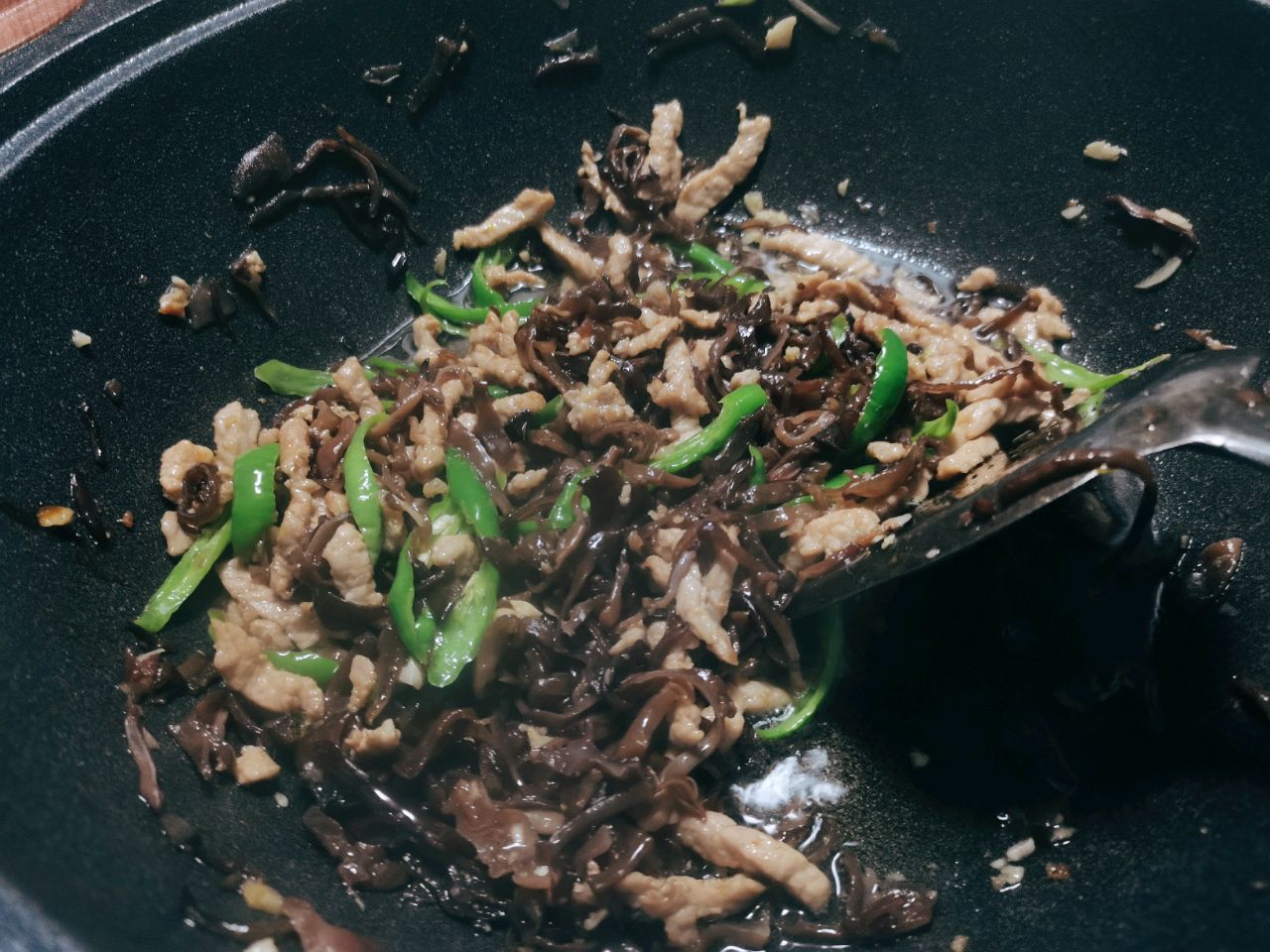 木耳炒肉丝