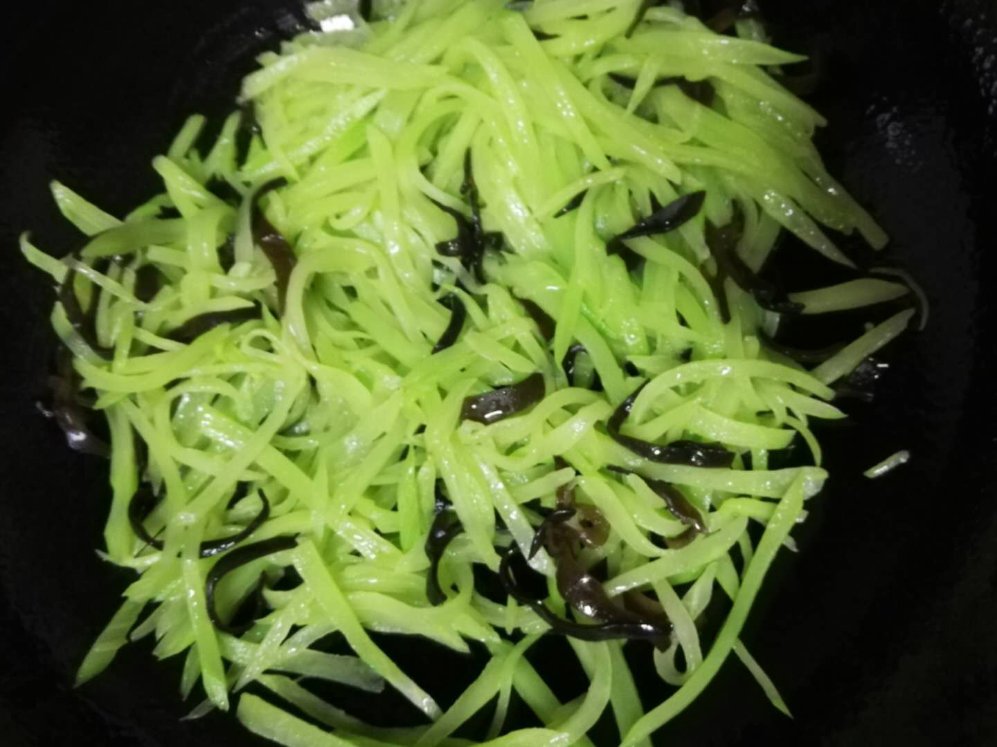 木耳莴笋丝