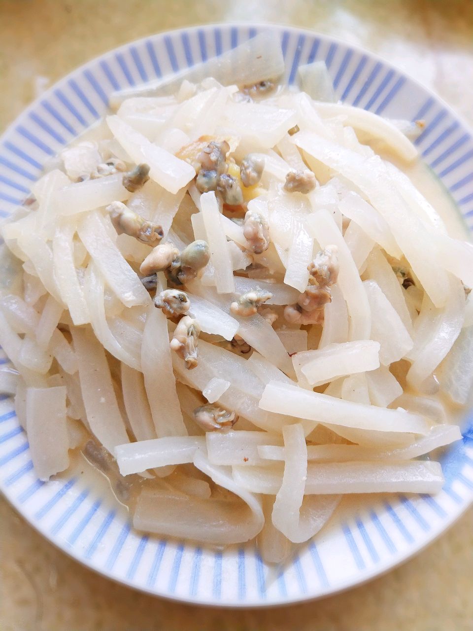 牡蛎焖萝卜