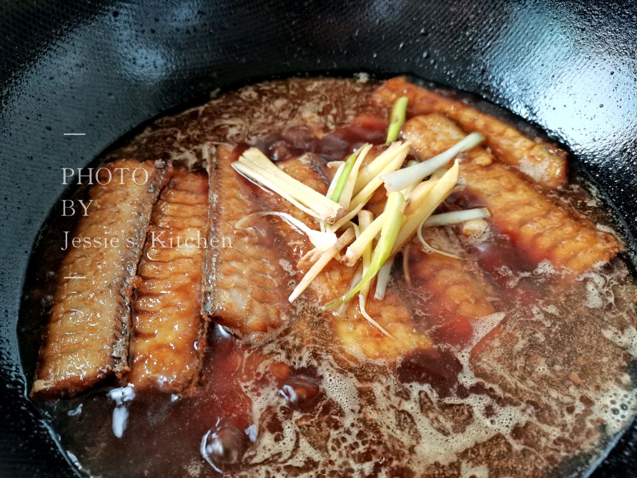 木鱼花酱烧带鱼
