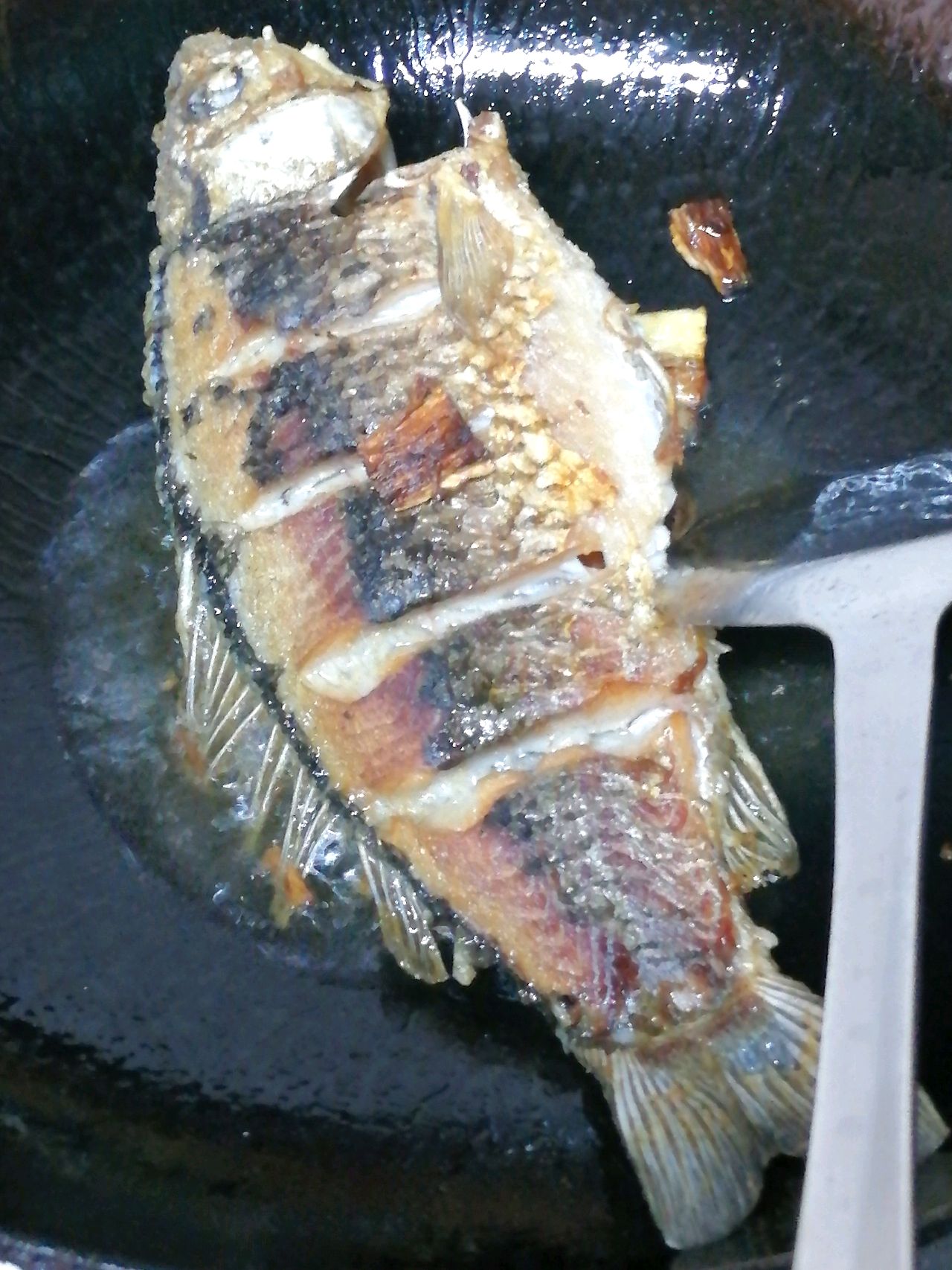 奶白鲫鱼豆腐汤