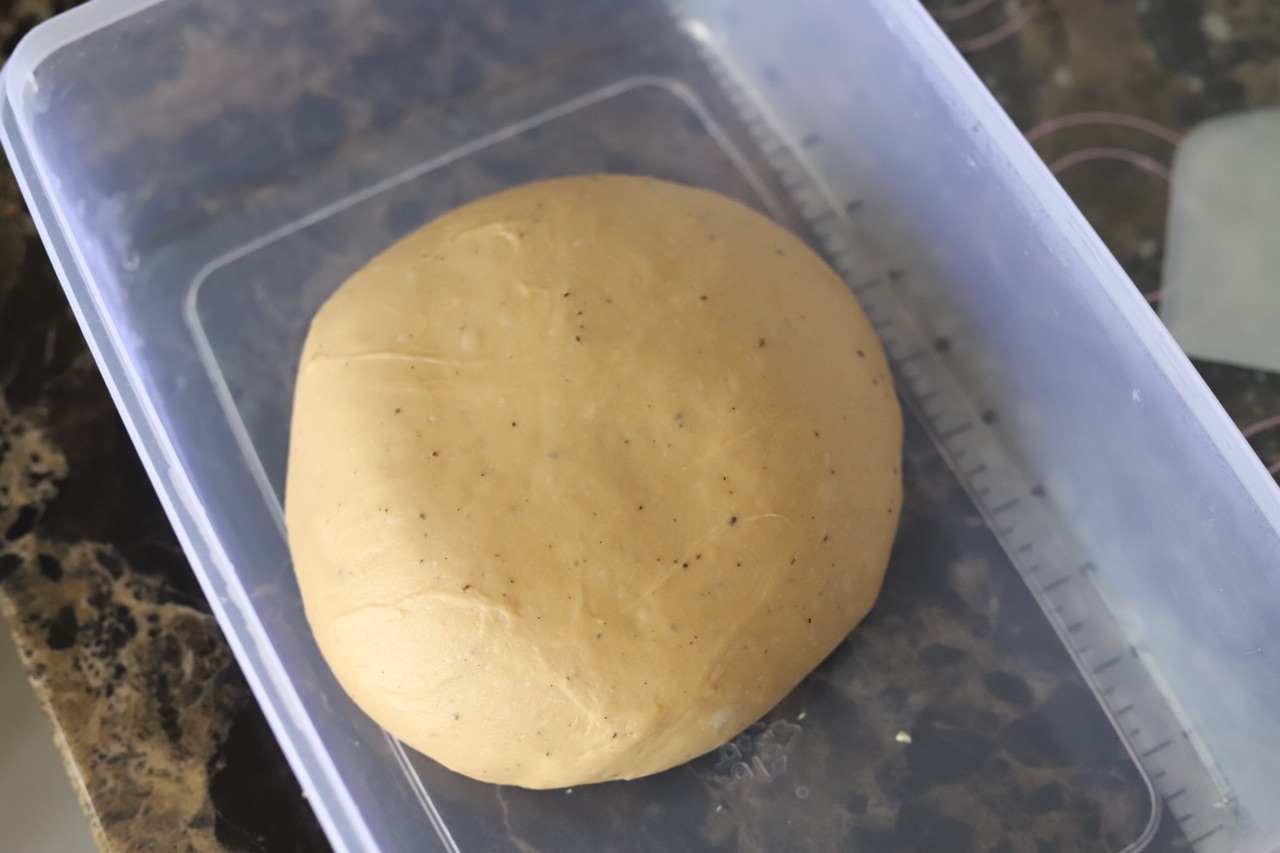 奶茶炼乳吐司