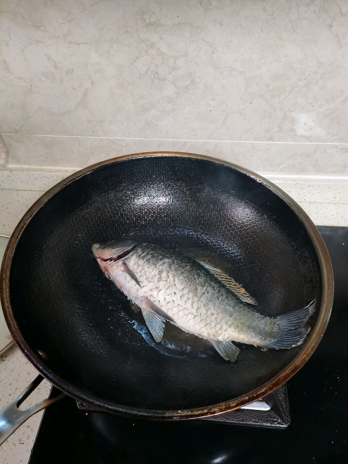 奶汤鲫鱼
