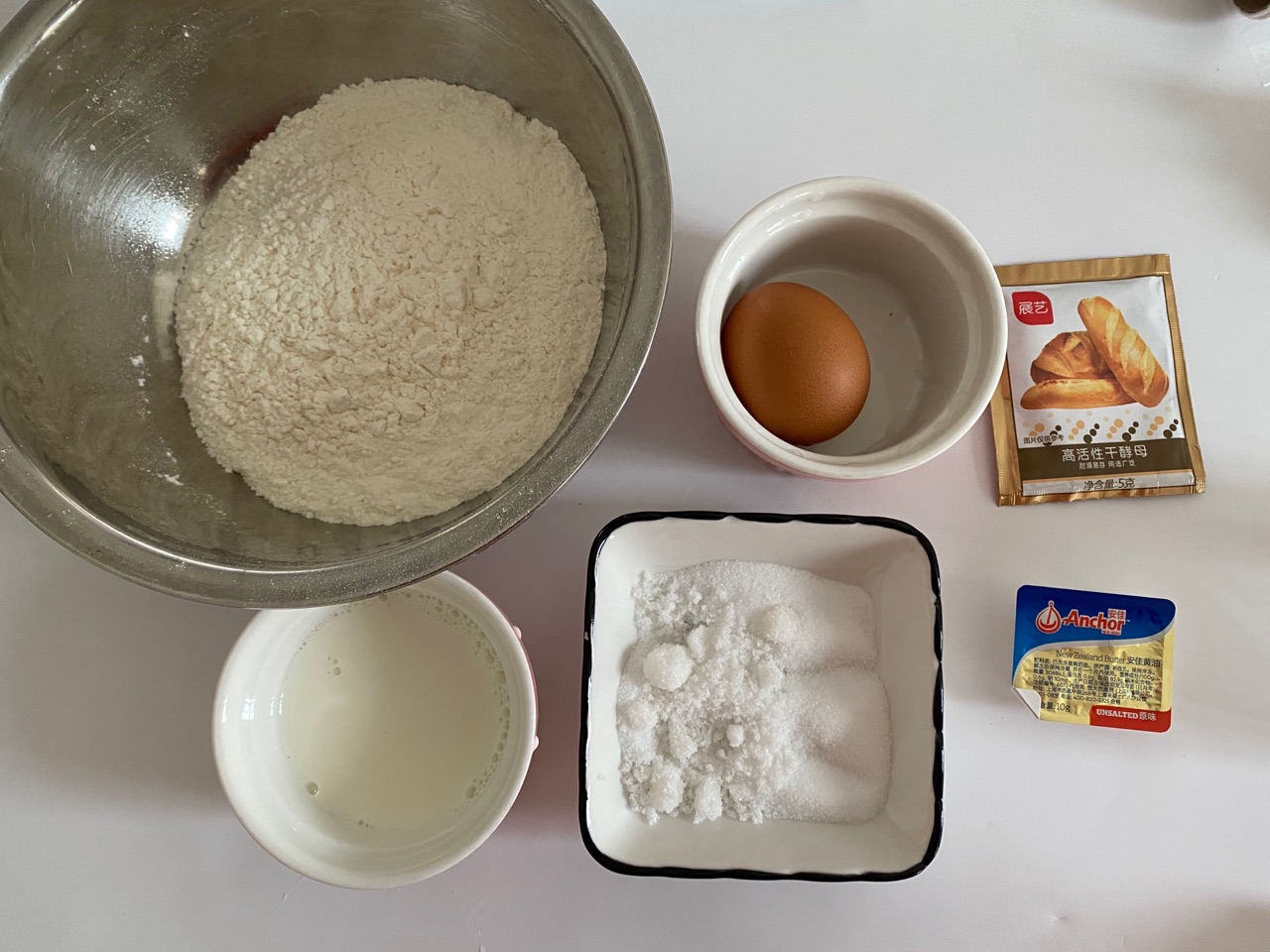 奶香豆沙面包
