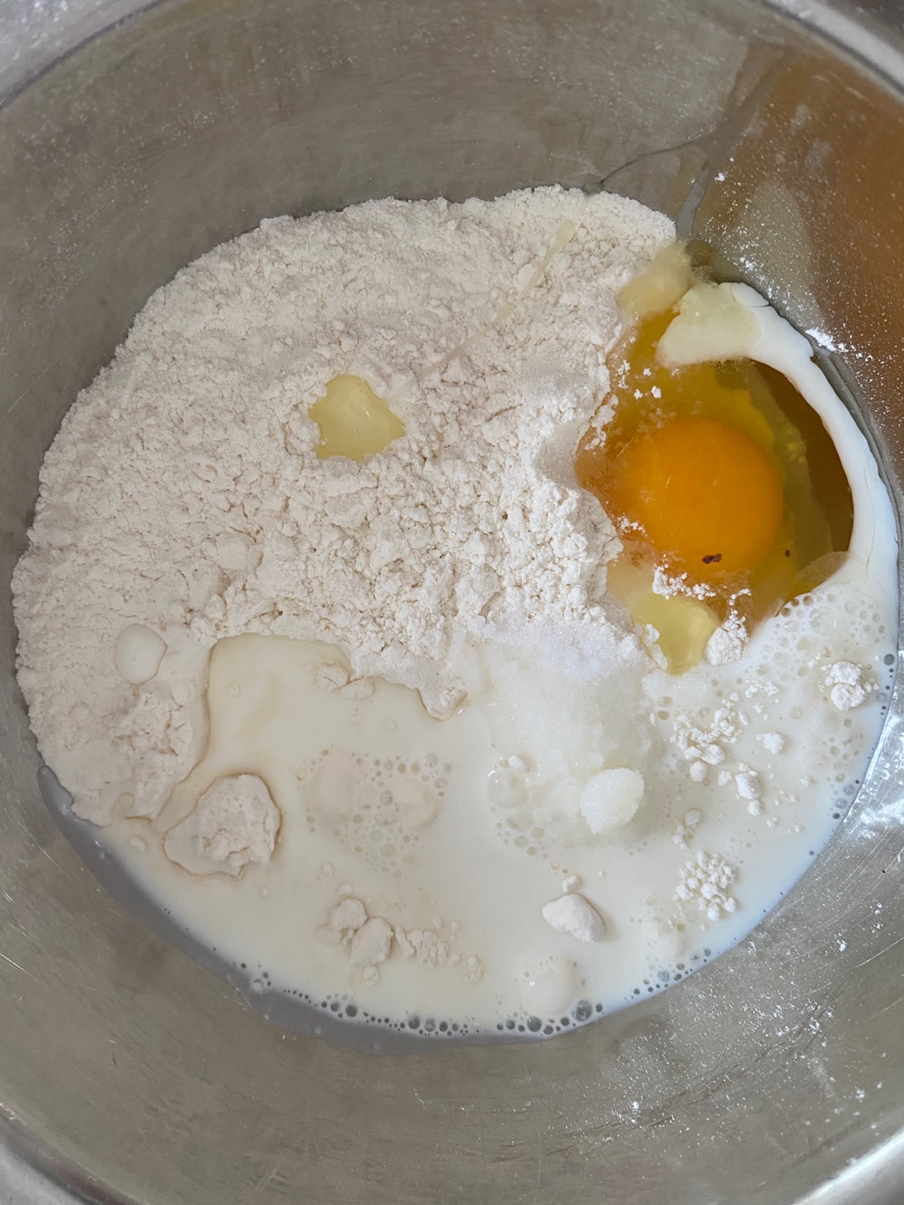 奶香豆沙面包