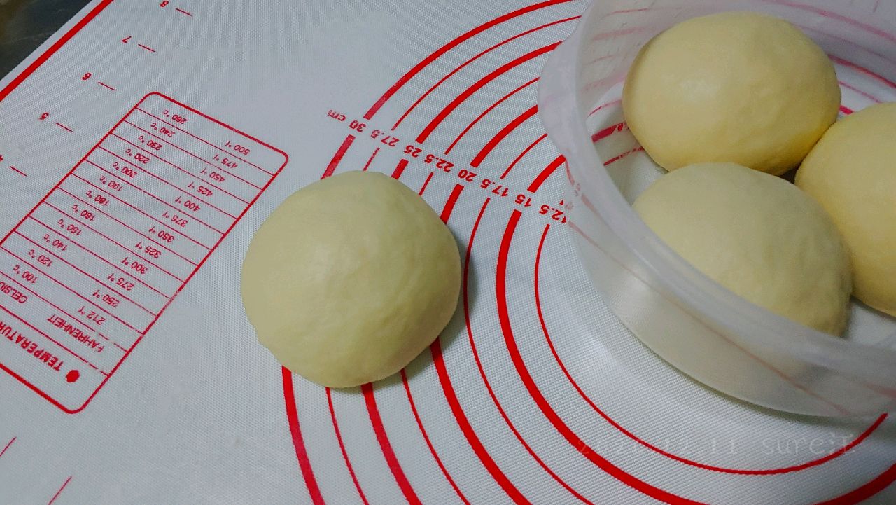 奶香果料小甜包