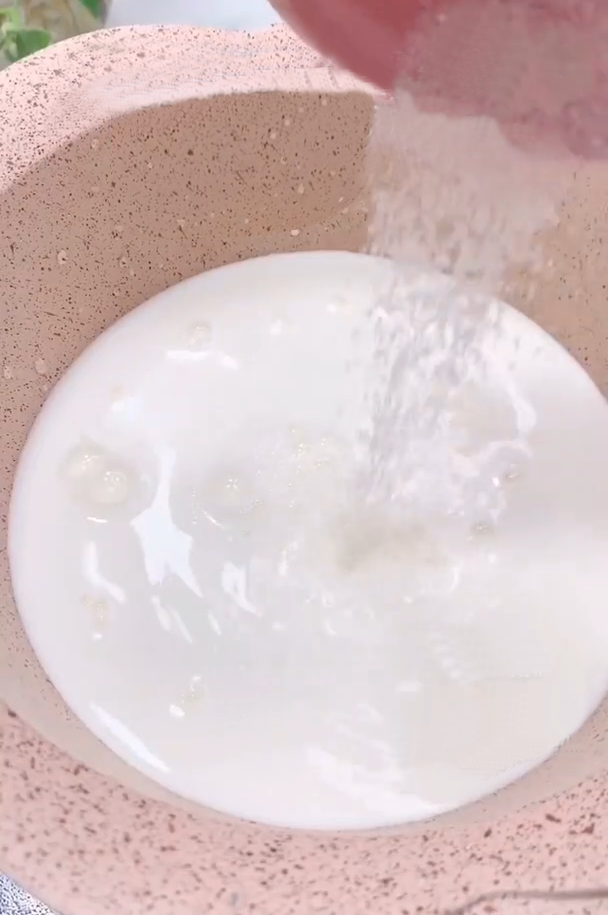 奶香红豆糕