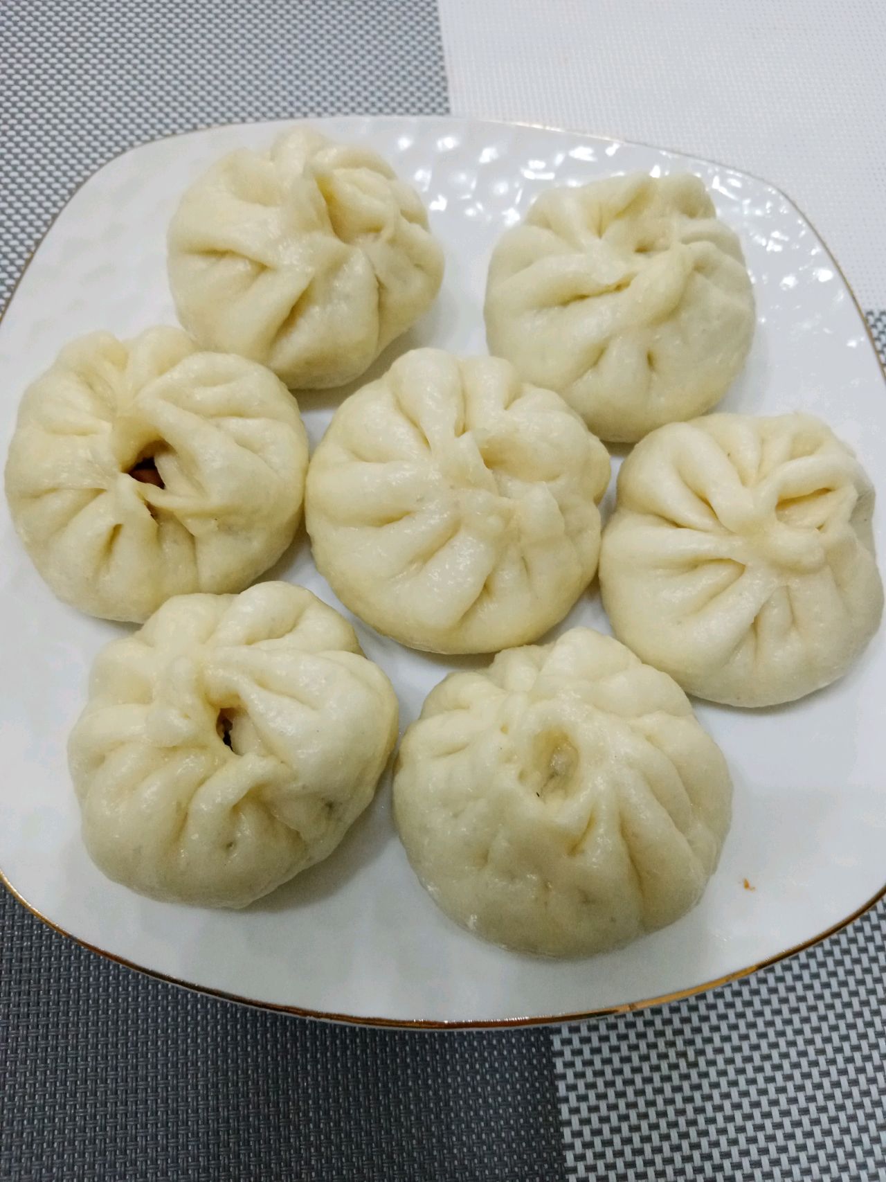 奶香花生包/提子包