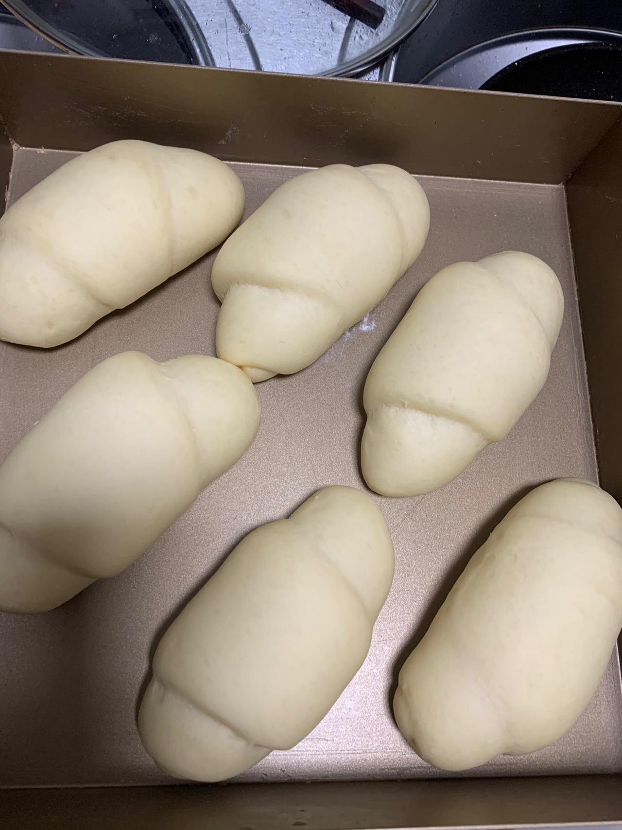 奶香牛角面包