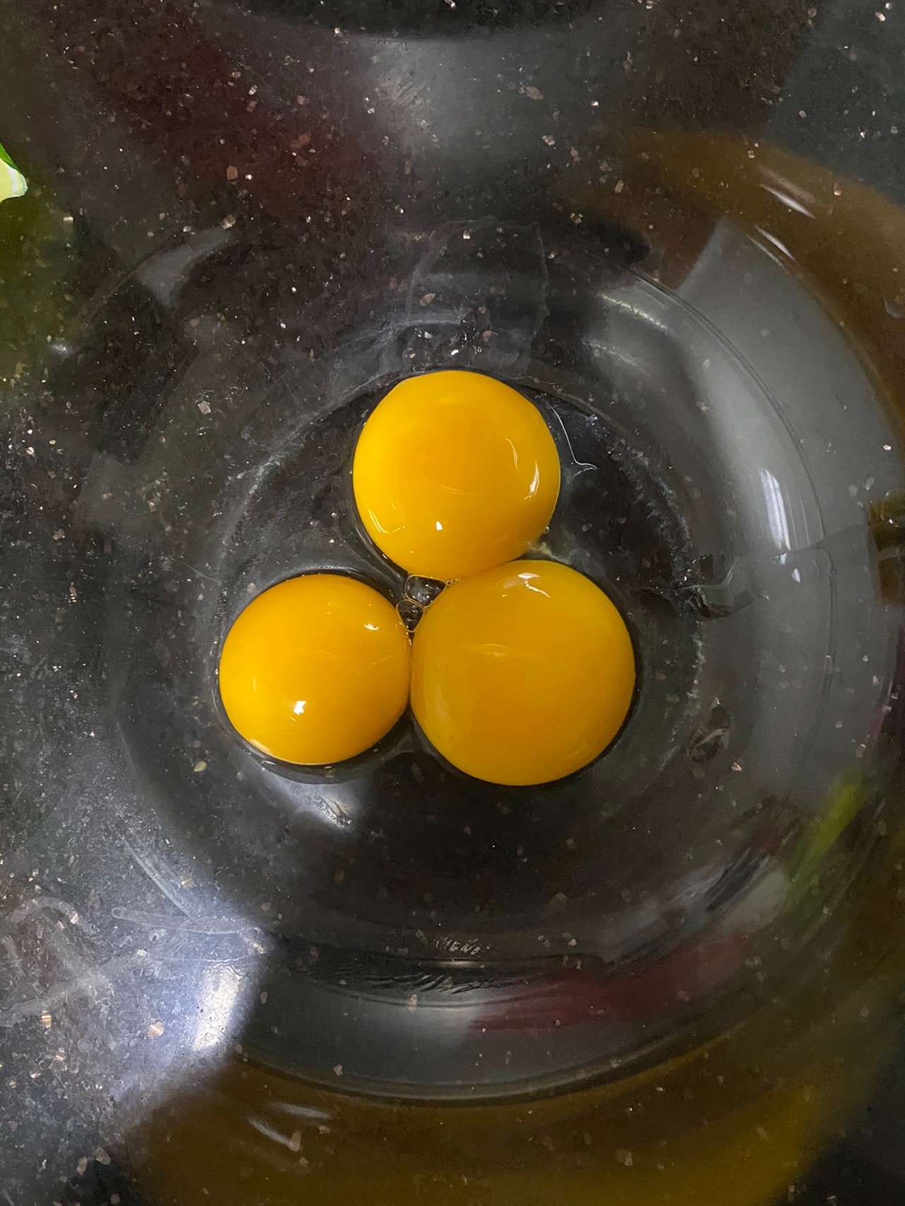 奶香浓郁的炼乳蛋糕