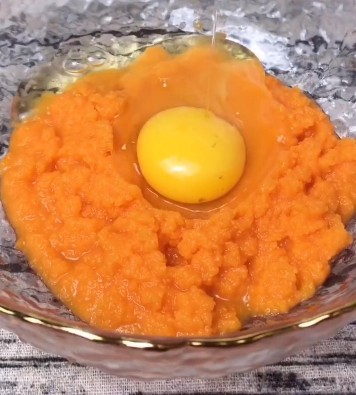 奶香玉米饼