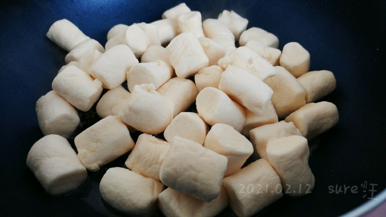 奶油饼干果仁糖